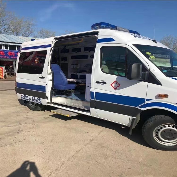 贵港私人长途救护车出租转院回家